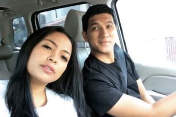 Hampir Rp1 M, hadiah mewah suami Tantri Kotak banjir air mata: Dari mana asal uangnya?