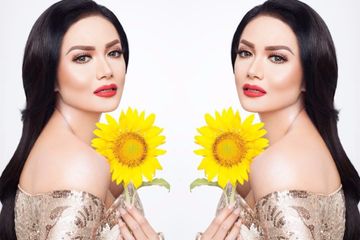 Tampil Kembar Kenakan Busana Ini, Begini Penampilan Krisdayanti ...