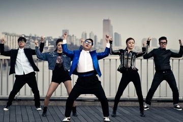 Psy Angkat Video Behind The Scene Klip Gentleman - Hai