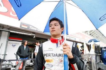 Finish Ke-13, Rio Haryanto Tampil Lebih Baik di Sprint Race - Hai