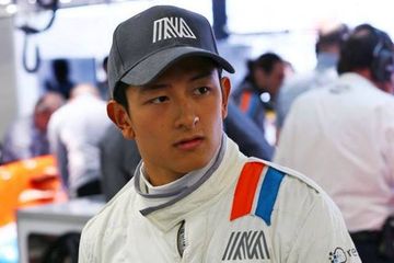 Rio Haryanto Masih Jadi Pebalap F1 Sampai 2016 - Hai
