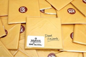 3 Buah Album yang Packaging-nya Unik - Hai
