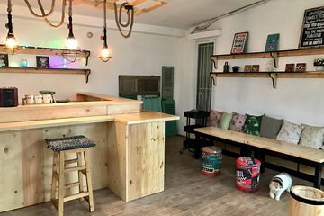 Kerennya Coffee Bar Nyaman Berkonsep Industrial Di Hunian Lnvhome Idea