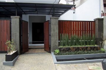 Jangan Asal Buat Tinggi Pagar Pun Ada Aturannya Idea