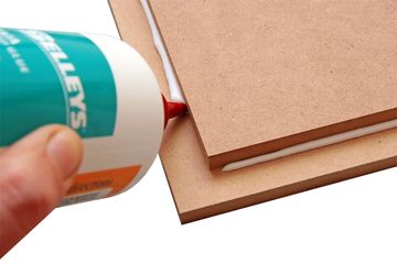 Dari Mengoleskan Beberapa Butir Nasi Kini Lem Pun Bisa Dipakai Untuk Merekatkan Kuku Yang Patah Semua Halaman Intisari