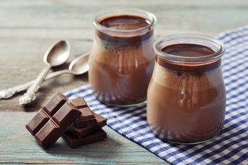 Cokelat untuk Obat yang Diwariskan Nenek Moyang Bangsa Spanyol Benar Adanya, Tapi Cokelatnya Beda, Bukan  Warna Warni Apalagi Ada Isinya