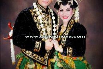 Dorce Gamalama Menikah Lagi Nova