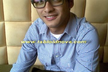 Ricky Harun Beradegan Syur Dengan Bintang Porno Jepang - Nova