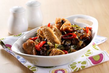 Sedap Sekejap Membuat Resep Ayam Tumis Jamur Kuping Sajian Sedap