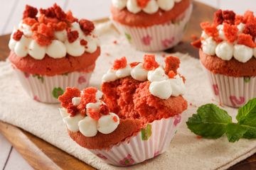 Red Velvet Cupcake Ini Enggak Cuma Cute Tapi Juga Yummy Sajian Sedap