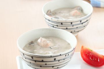 Makan Malam Fancy Di Akhir Pekan Dengan Salmon Mushroom Soup Yang Super Creamy Sajian Sedap