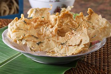 Adanya Rempeyek Teri Yang Gurih Renyah Pasti Bikin Nafsu Makan Kian Bertambah Sajian Sedap