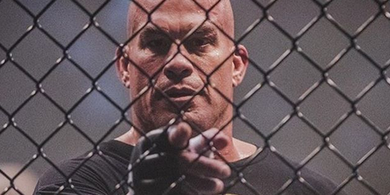 Jagoan Uzur Tito Ortiz Ingin Balik ke UFC untuk Satu Laga Perpisahan