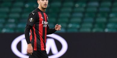 Jalan Terjal AC Milan Permanenkan Diogo Dalot dari ...