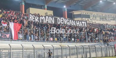 Merayakan Kembalinya Sepak Bola Indonesia
