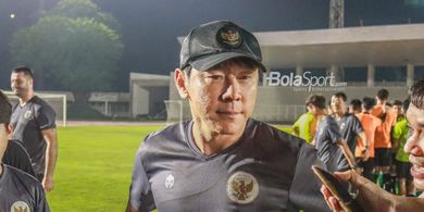 Shin Tae-yong dan Pelatih Laos Ternyata Miliki Kemiripan di Piala AFF U-19 2020, Apa Itu?