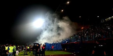 Ini Dalih Kapolda Jatim soal Tembakan Gas Air Mata ke Arah Suporter, Padahal Sudah Dilarang FIFA