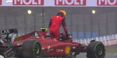 Drama Formula 1 GP Jepang, Saat Balapan Tiba-tiba Muncul Mobil Derek