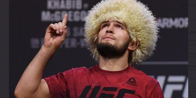 Islam Makhachev Bocorkan Khabib Nurmagomedov Diam-diam Kangen Bertarung