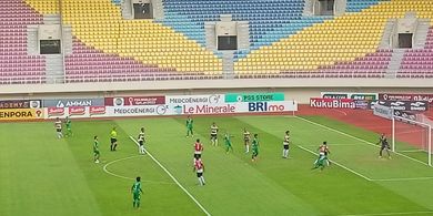 Hasil Liga 1 - Penalti Hugo Gomes Dibendung, PSS Sleman Kandas dari Madura United