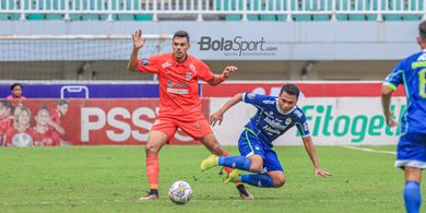 Klub China dan Korea Gigit Jari, Top Skor Sementara Liga 1 Perpanjang Kontrak di Borneo FC