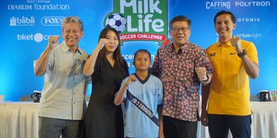 61 Tim Sepak Bola Putri SD di Kudus Ikuti Turnamen Milklife Soccer Challenge 2023