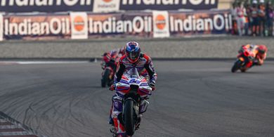 Neraka Bocor di MotoGP India 2023, Jorge Martin Ambruk di Parc Ferme