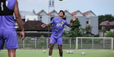 Bursa Transfer Liga 1 - Persik Resmi Lepas 3 Pemain Termasuk Irfan Bachdim