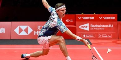 Hasil Malaysia Masters 2024 - Ditutup Pukulan yang Mengenai Kepala Wakil Thailand,  Viktor Axelsen Belum Terbendung ke Perempat Final