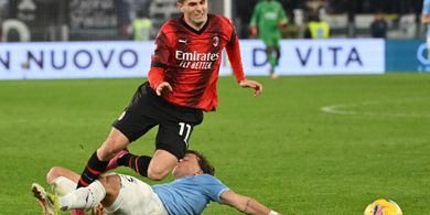 Cuek Main saat Pemain Lazio Cedera, Christian Pulisic Dibela Pelatih AC Milan