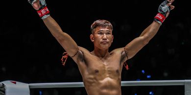 ONE Championship - Petarung Ini Ajak Anak Muda Kampungnya untuk Berjuang Hidup dari Muay Thai