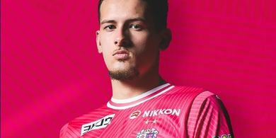 Bantu Bikin Gol Penting, Justin Hubner Dapat Balasan Tak Terduga dari Fan Cerezo Osaka