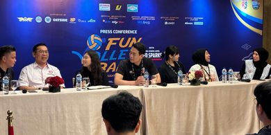 Koo Hee-jin Beri Kode Pengganti Lee So-young Saat Yeum Hye-son Jadi Kapten Red Sparks pada Fun Volleyball Vs Indonesia All-Star