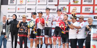 Pembalap Selandia Baru dan Belanda Jadi yang Tercepat pada UCI MTB World Cup 2024