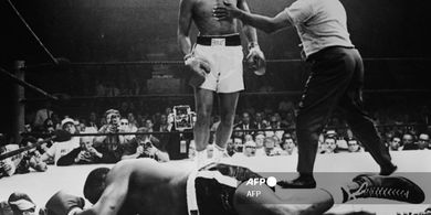 SEJARAH HARI INI - Nama Muhammad Ali Pertama Kali Dipakai, Lawan Di-KO Pukulan Siluman