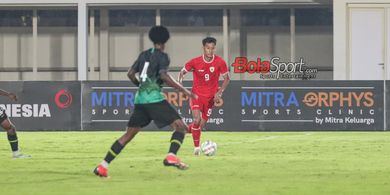 Timnas Indonesia Vs Bahrain - Laga Baru Dimulai, Malik Risaldi Langsung Berdarah di Kepala