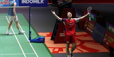 Hasil Final Indonesia Open 2024 - Shi Yu Qi Sambut Peringkat 1 dengan Pesta, Bocah Istora Sempat Dibantai hingga Pasrah