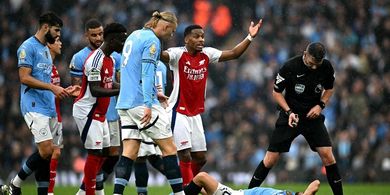 Komentar Nyelekit  Bek Man City soal Trik Kotor Arsenal: Seri Doang Kok Bangga