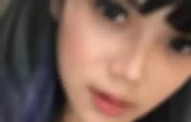 Nama Marissa Brigitta mendadak melejit seiring ramainya kabar bubarnya ruman tangga Thalia Latief dan Dennis Lyla. Adik Celine Evangelista itu sering digeniti Dennis.