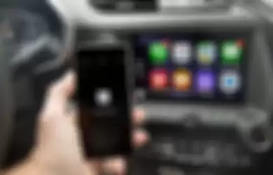 WhatsApp dukung CarPlay