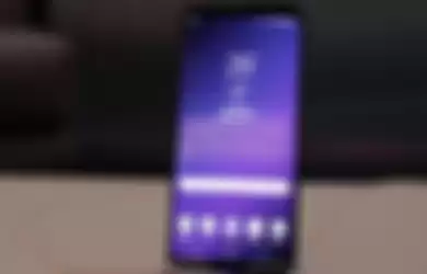 Samsung Galaxy S9 tampak depan