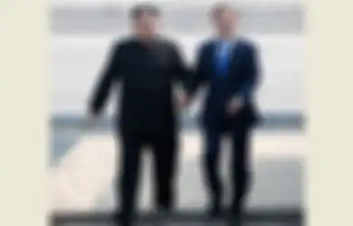 Senyum Kim Jong Un di Tanah Korsel dan ‘Sinyal Awal Sejarah Baru’