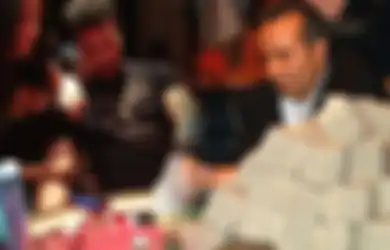 Dikelilingi Wanita Cantik dan Uang Berlimpah, Beginilah Kehidupan Mewah Para Pejudi Kelas Kakap Dunia