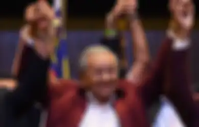 Mahathir Klaim Kini Malaysia Sudah Keluar dari Tekanan Utang, Ini Strategi-strategi Kunci yang Dianggap Sebagai Penyebabnya