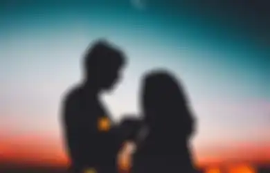 Begini Cara Membuat Orang Jatuh Cinta Kepada Kita Berdasar Zodiaknya
