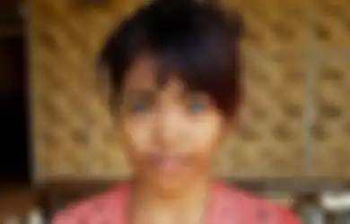 Suku Lingon, Suku Asli Indonesia yang Memiliki Mata Biru Bak 'Bule', Keberadaannya Misterius