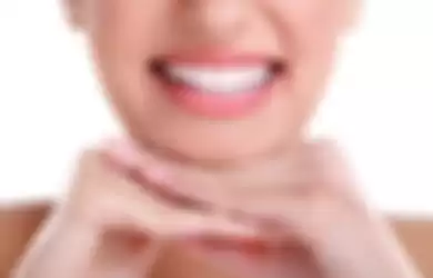 Gigi putih dengan bahan alami 