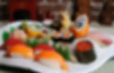 5 Jenis Makanan Mewah Ini Dulu Justru Dikonsumsi Para Gelandangan, Termasuk Sushi!