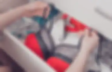 Salah Satunya Lebih Sensitif, Inilah 6 Keuntungan Perempuan yang Miliki Buah Dada Kecil!