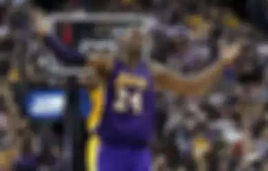 November 21, 2012; Sacramento, CA, USA; Los Angeles Lakers guard Kobe Bryant (24) reacts after guard